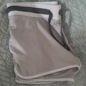 Women Nike Shorts Medium